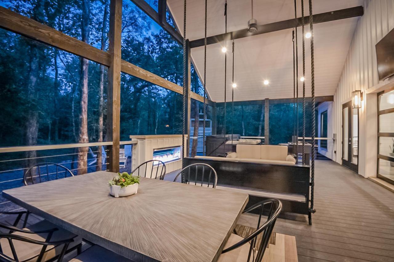 "The Barndo" 4Br Luxury Cabin, Hot Tub, Fire Pit, Bunks, Arcades, Playhouse! โบรคเคนโบว์ ภายนอก รูปภาพ