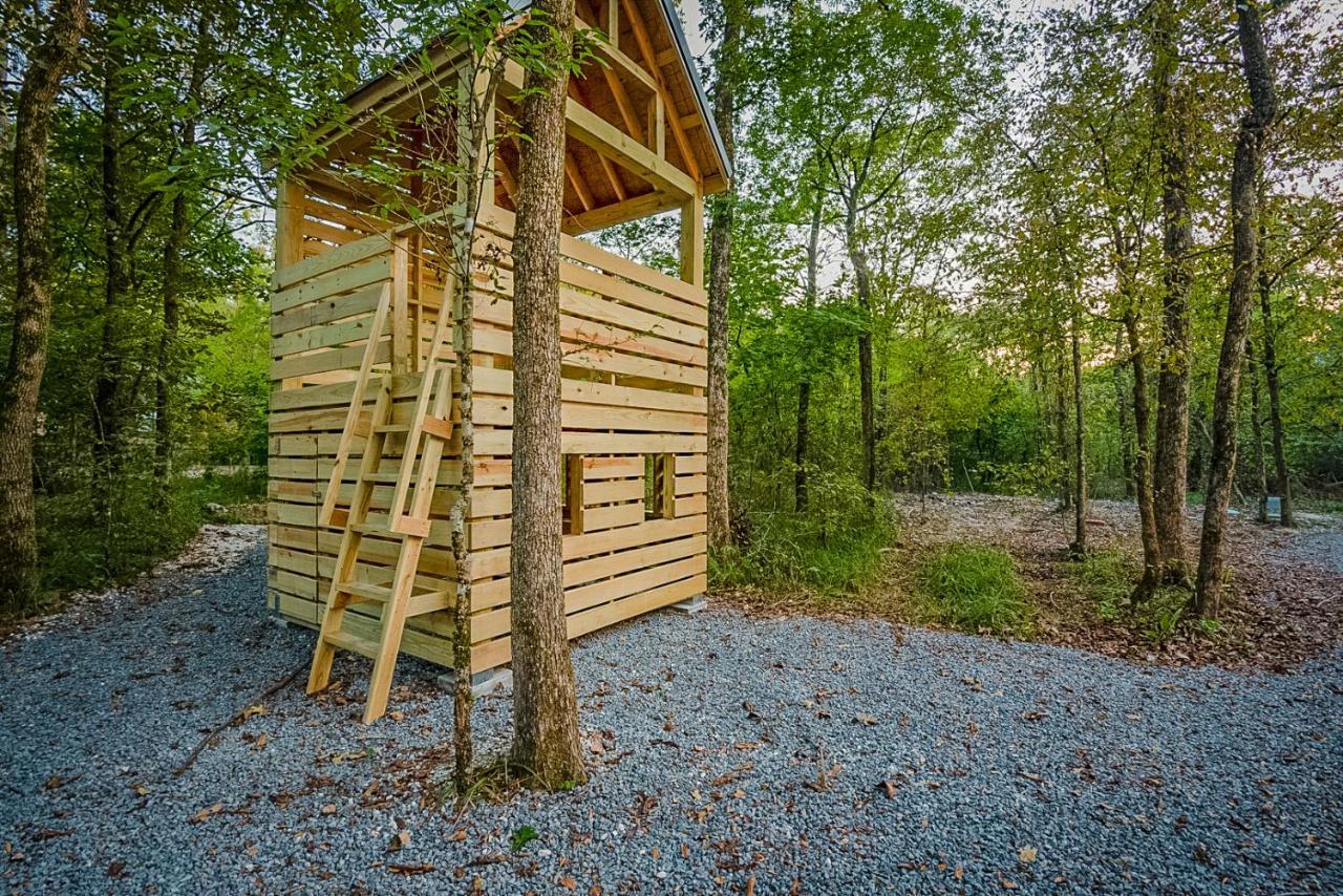 "The Barndo" 4Br Luxury Cabin, Hot Tub, Fire Pit, Bunks, Arcades, Playhouse! โบรคเคนโบว์ ภายนอก รูปภาพ